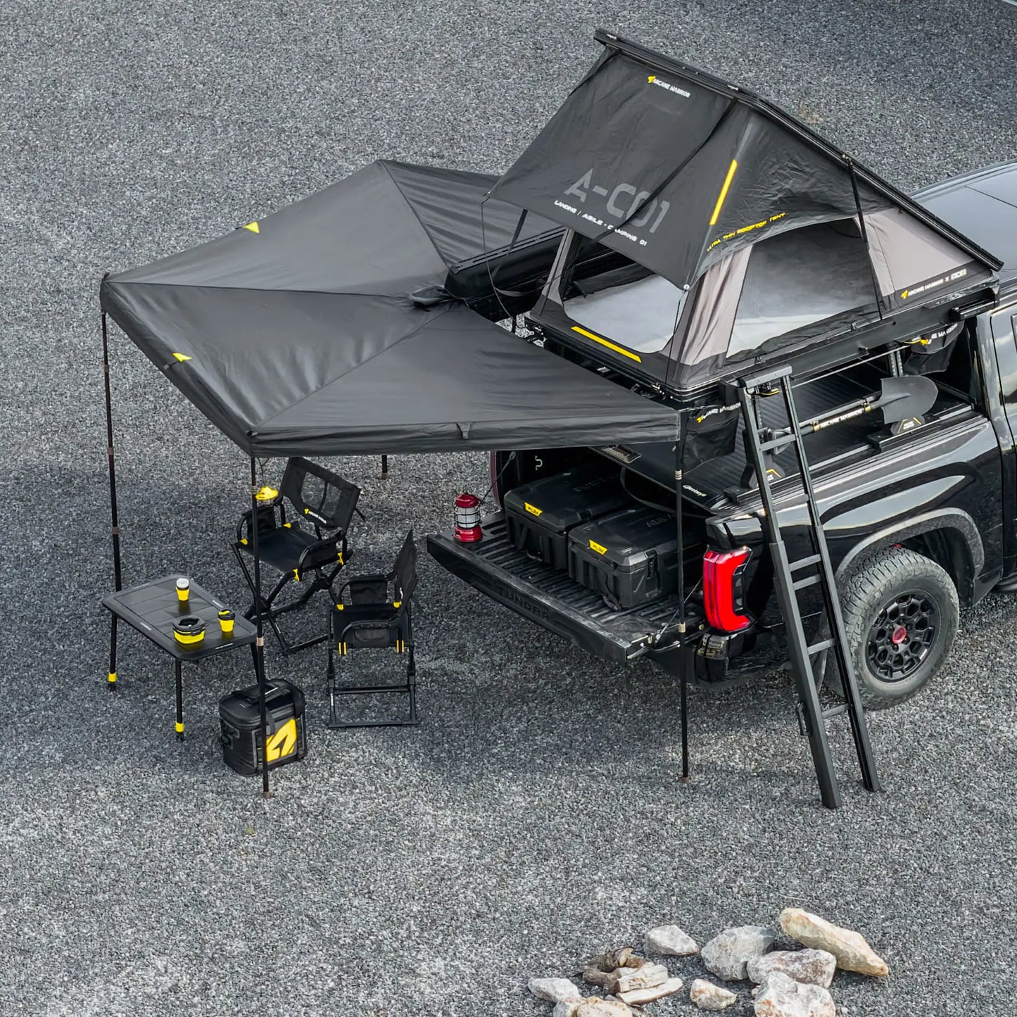 Hard-shell Litewing 270° Awning