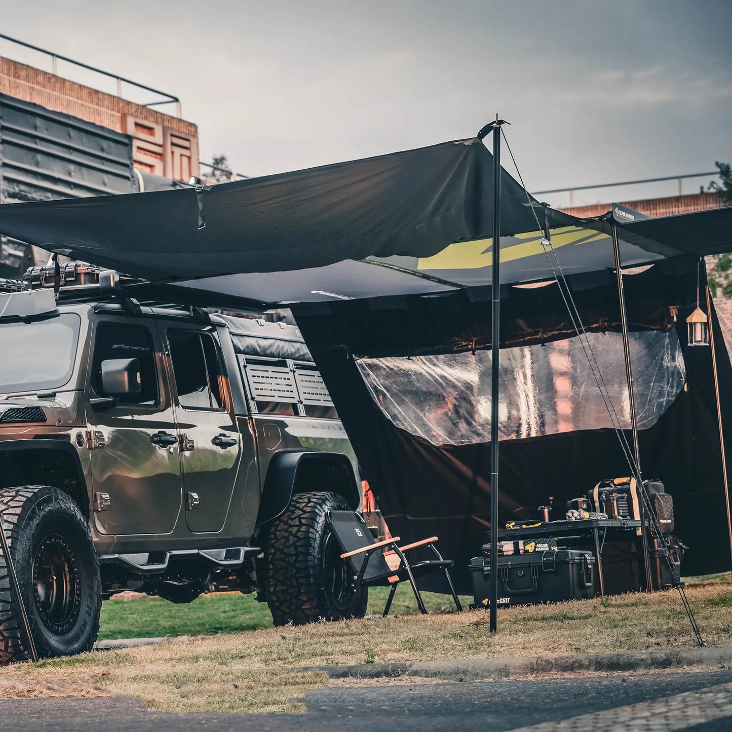 HARDCORE Awning Shade Extension Kit