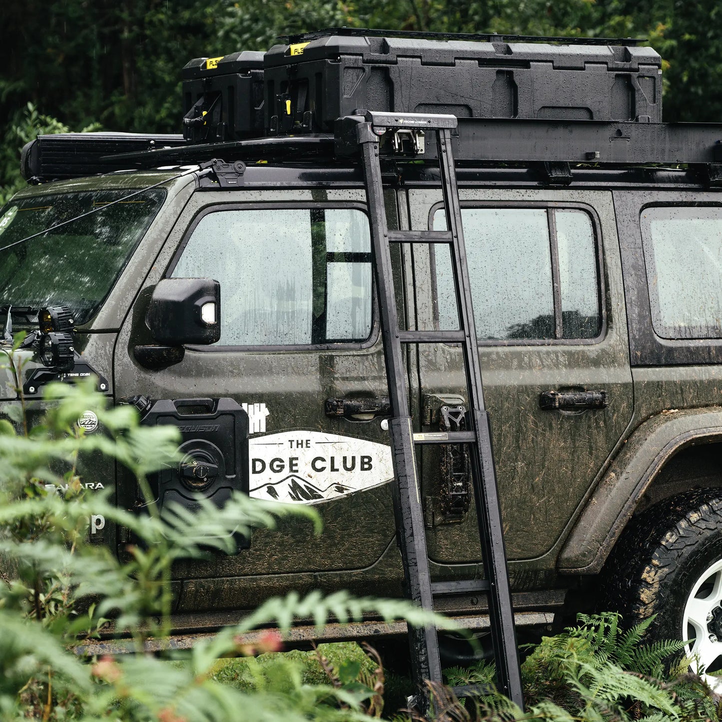 REVOLVE PIVOT MASTER X90 Roof Rack Ladder
