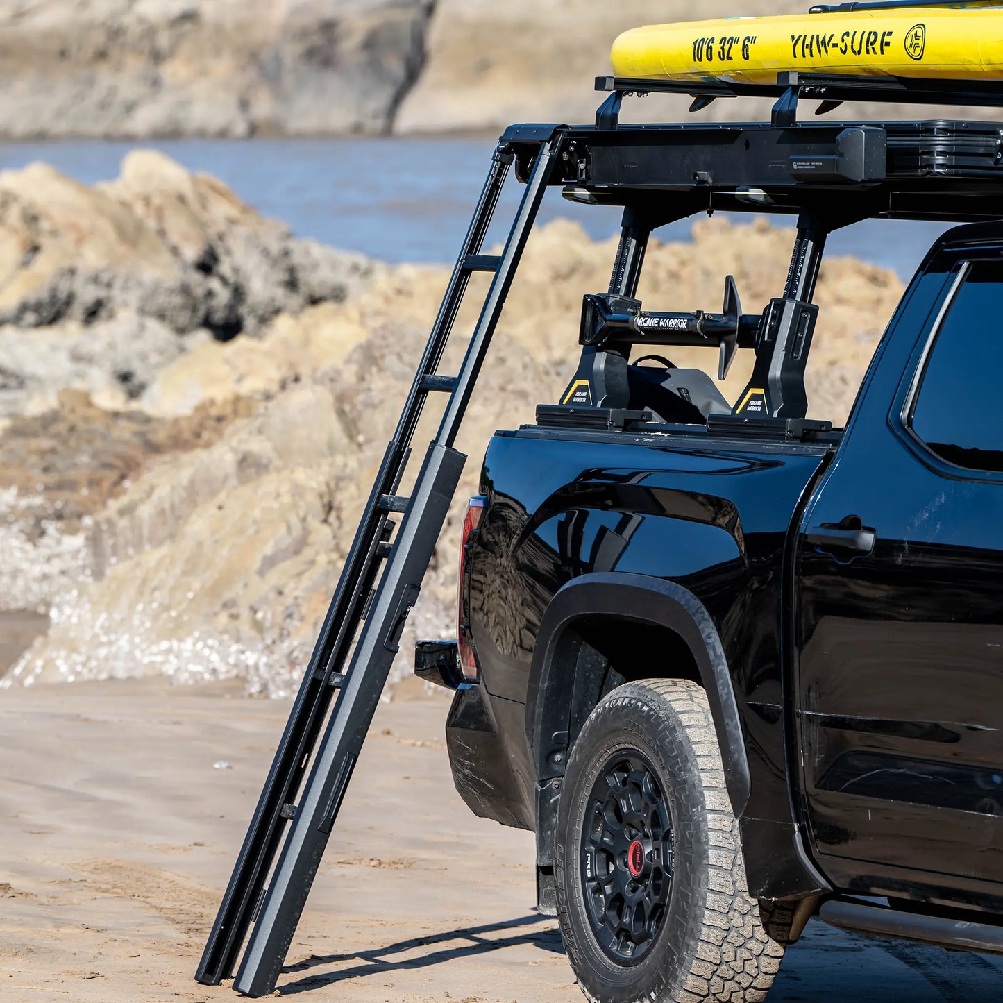 REVOLVE PIVOT MASTER X90 Roof Rack Ladder